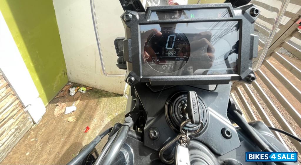 White Yezdi Adventure Gloss