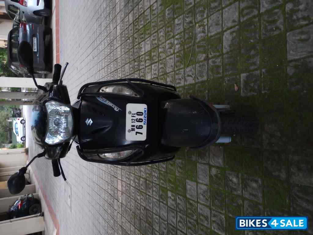 Black Suzuki Access 125