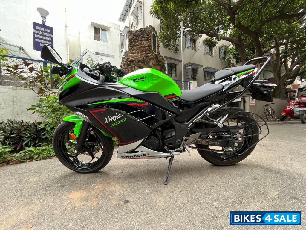 Lime Green Kawasaki Ninja 300 BS6 2023