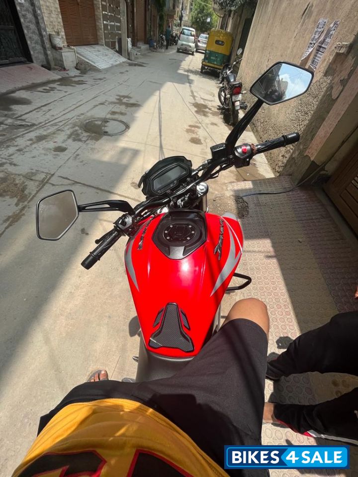 Bajaj Dominar 250