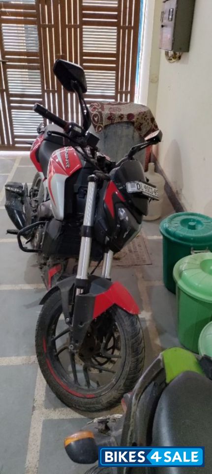 Bajaj Dominar 250