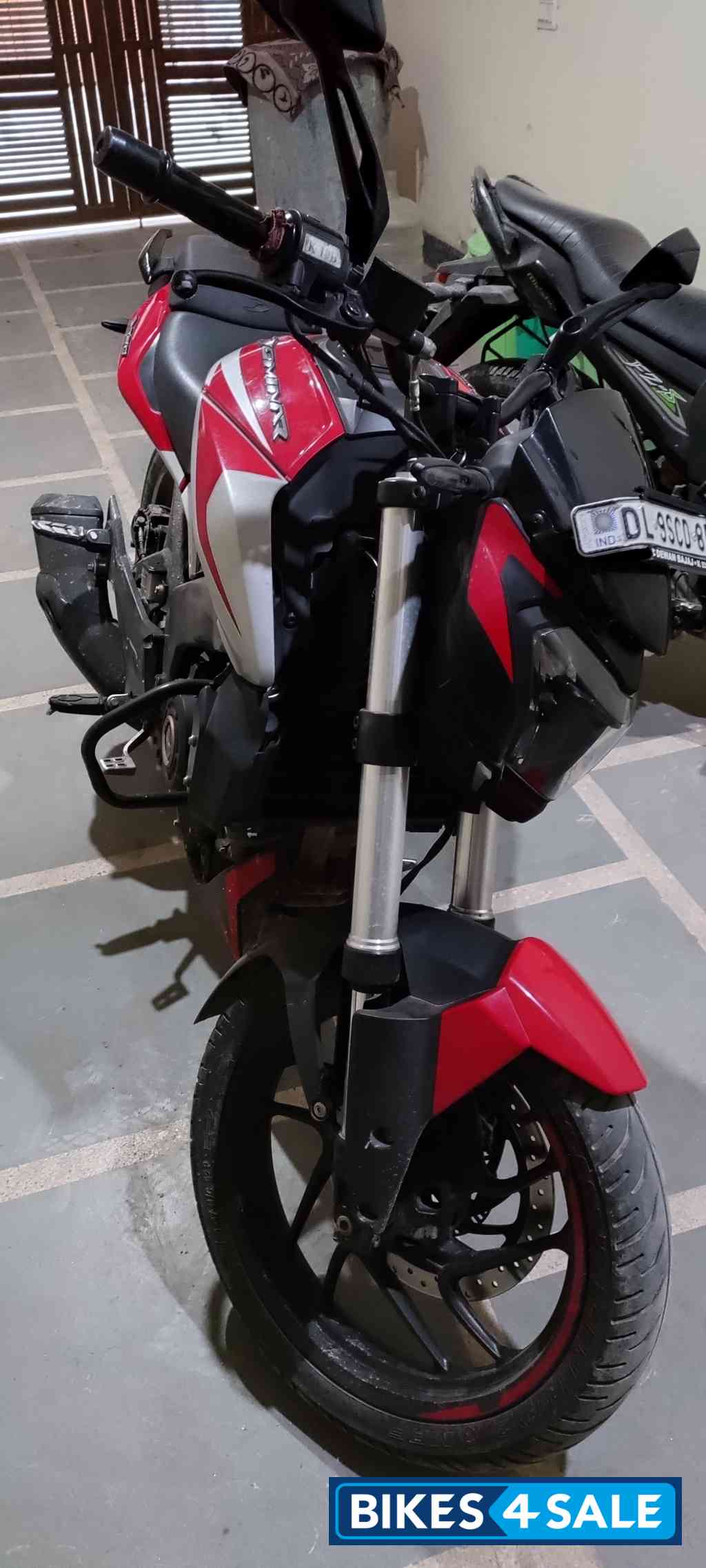 Bajaj Dominar 250