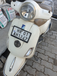 Vespa LX 125