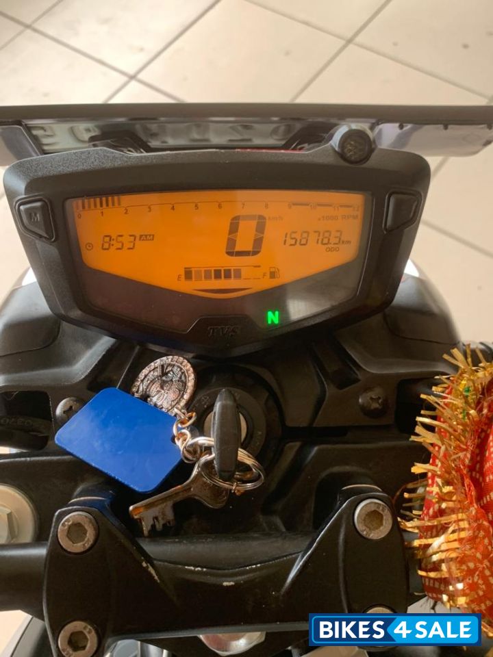 Black TVS Apache RTR 160 2020