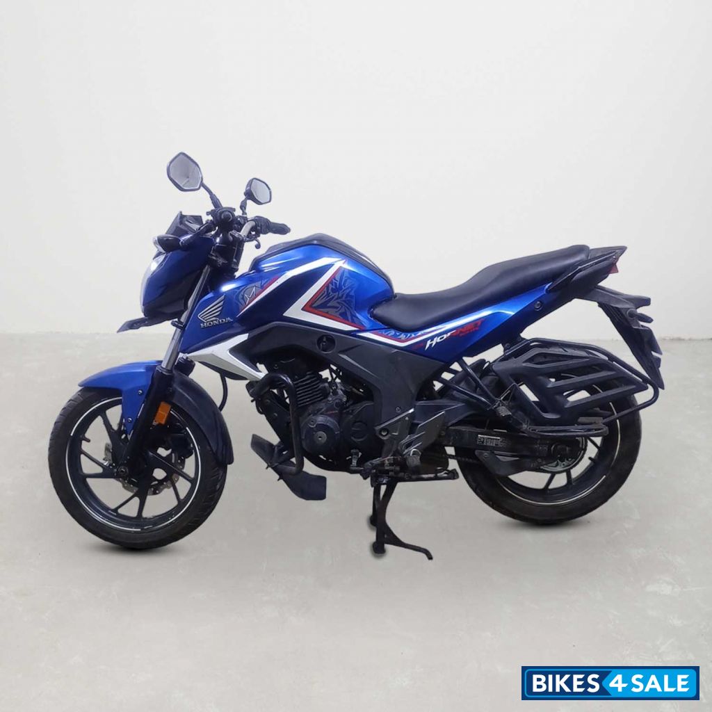 Honda CB Hornet 160R