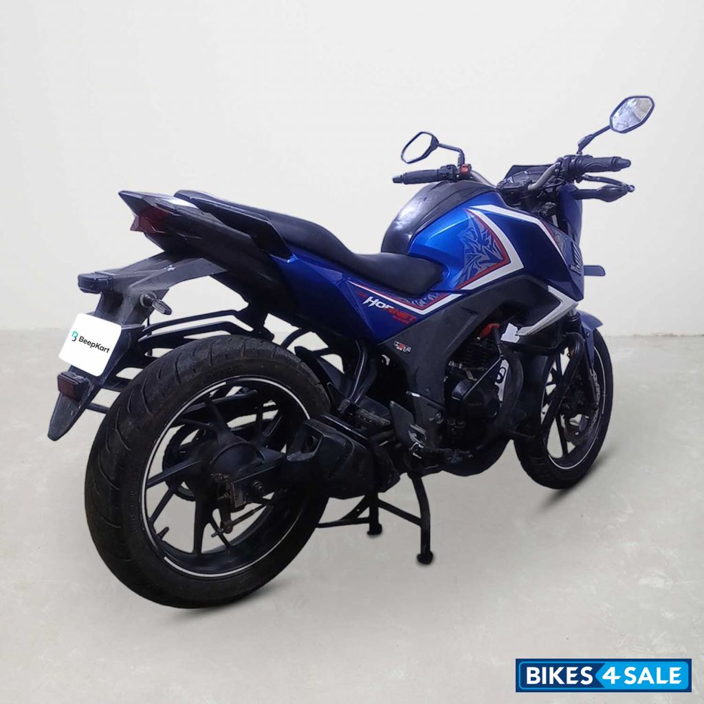 Honda CB Hornet 160R