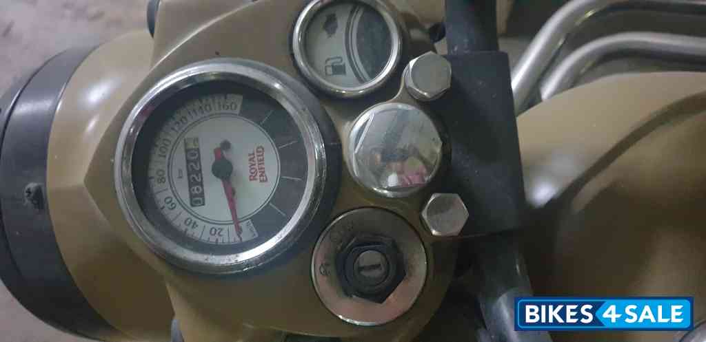 Royal Enfield Classic Classic 350 EFI Royal Enfield Classic Classic 350 EFI