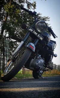 Forest Green Royal Enfield Bullet Standard 500
