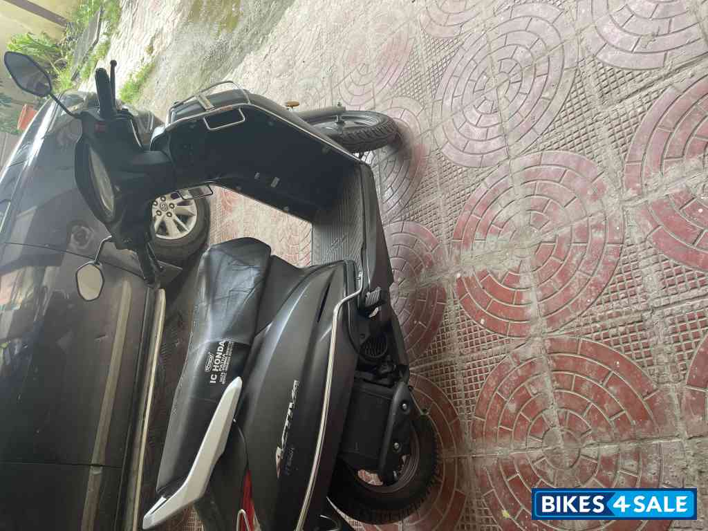 Matte Grey Honda Activa 6G H-smart