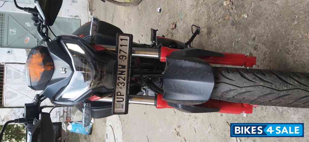 Black Red Hero Xtreme 160R Stealth Edition