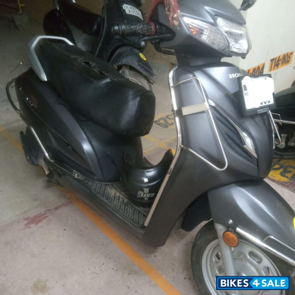 Metalic Grey Honda Activa 6G Dlx
