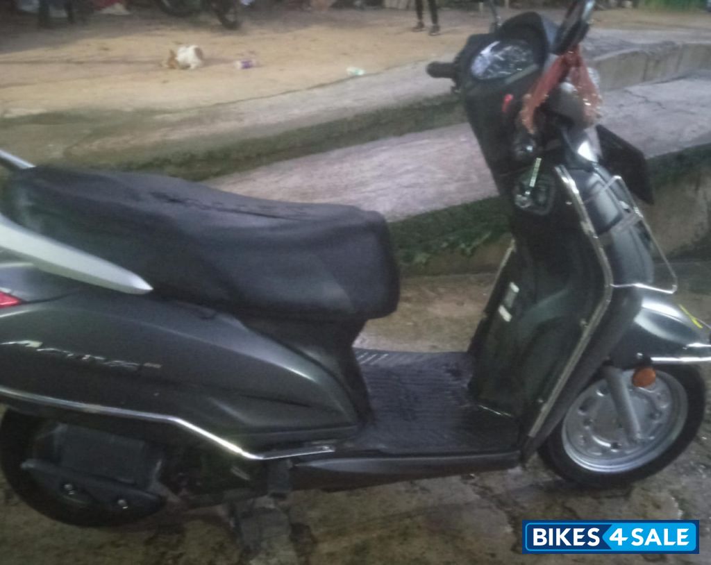 Metalic Grey Honda Activa 6G Dlx