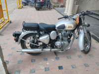 Royal Enfield Bullet 350