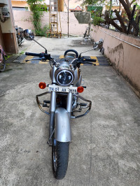 Silver Royal Enfield Classic 350