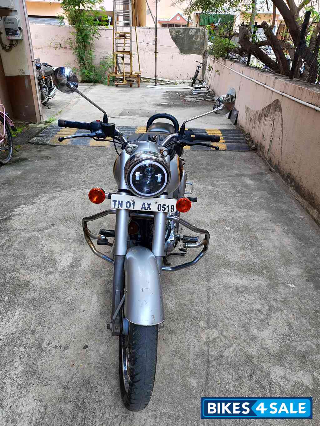 Silver Royal Enfield Classic 350