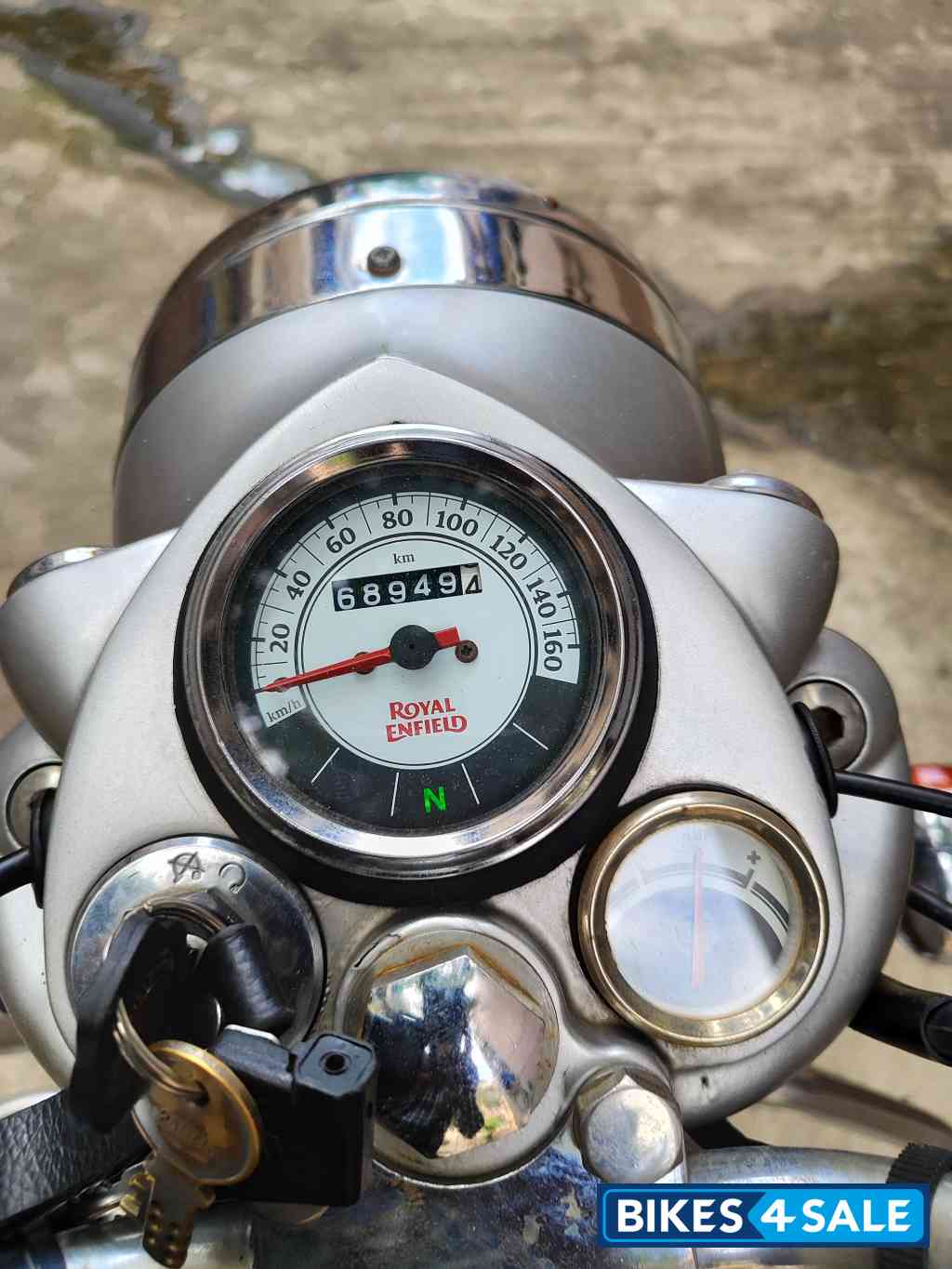 Silver Royal Enfield Classic 350