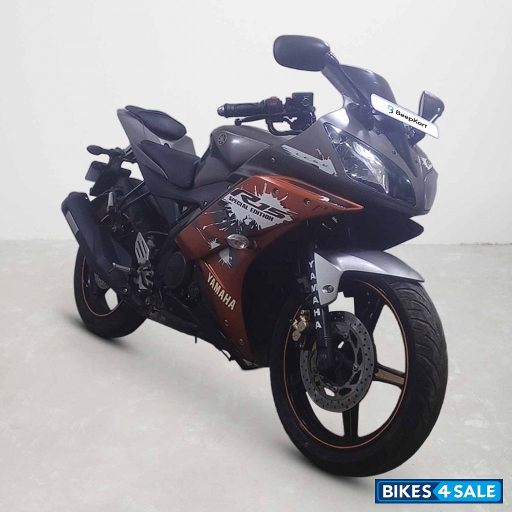 Yamaha YZF R15