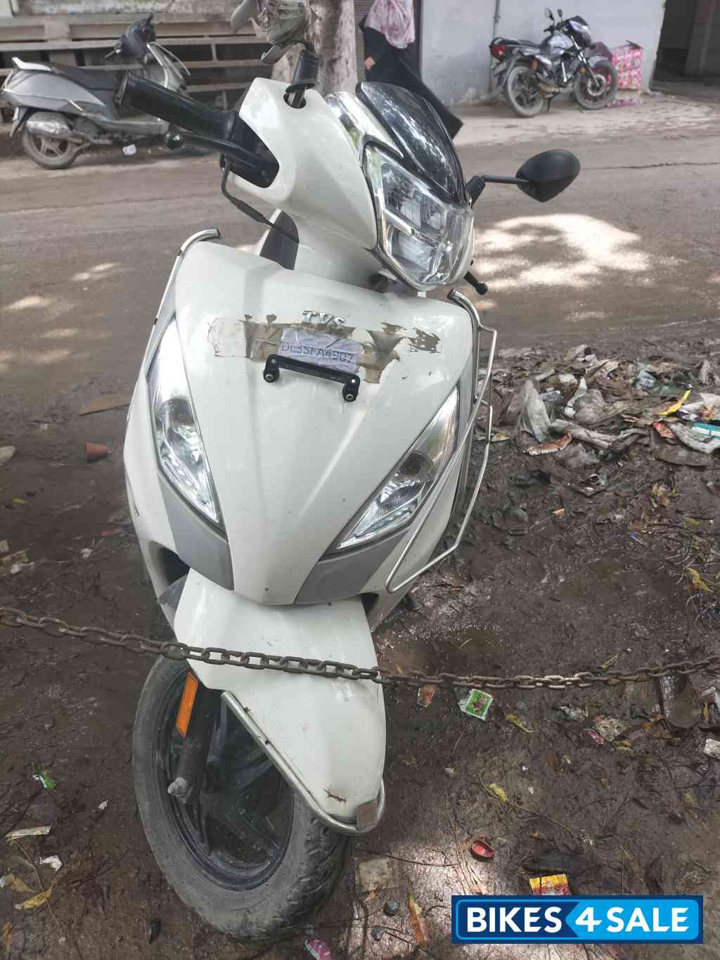 White TVS Jupiter 125