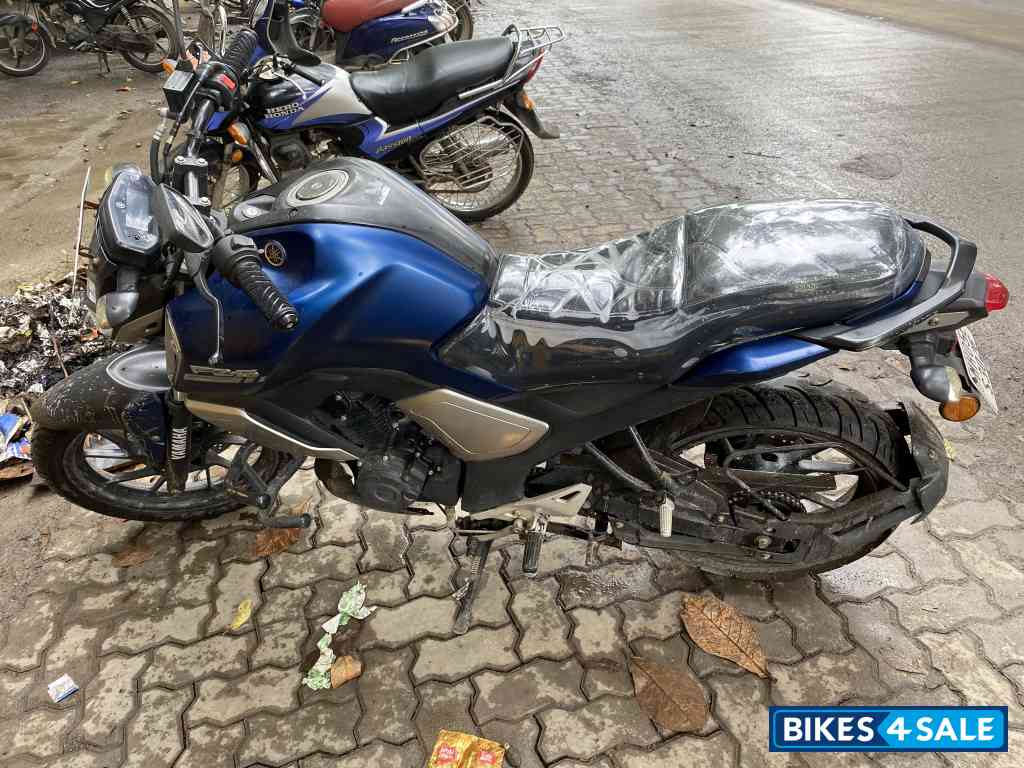 Matte Blue Yamaha FZ FI V3 BS6 Matte Blue Yamaha FZ FI V3 BS6