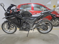 Black Honda CBR 250R