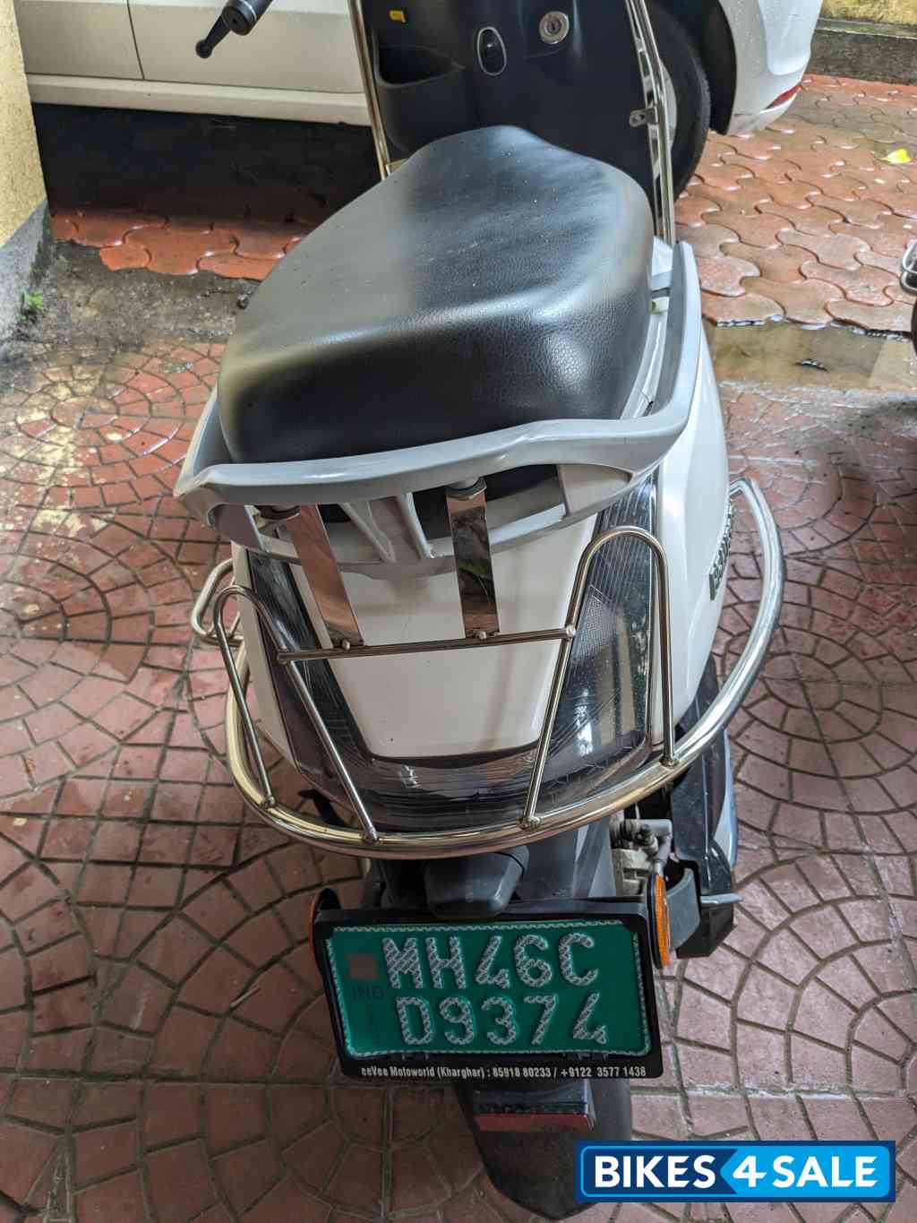 BGauss B8 Lithium Ion