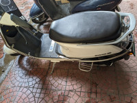 BGauss B8 Lithium Ion