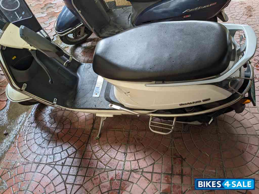 BGauss B8 Lithium Ion