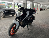 KTM Duke 200 ABS