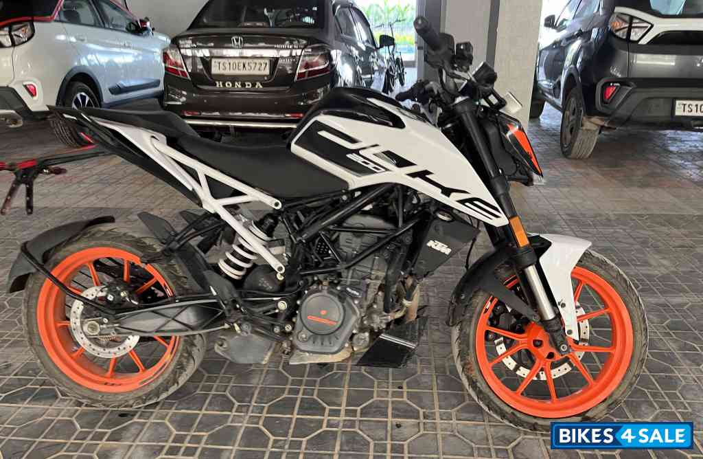 KTM Duke 200 ABS
