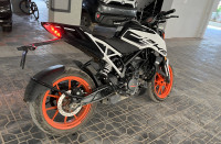 KTM Duke 200 ABS