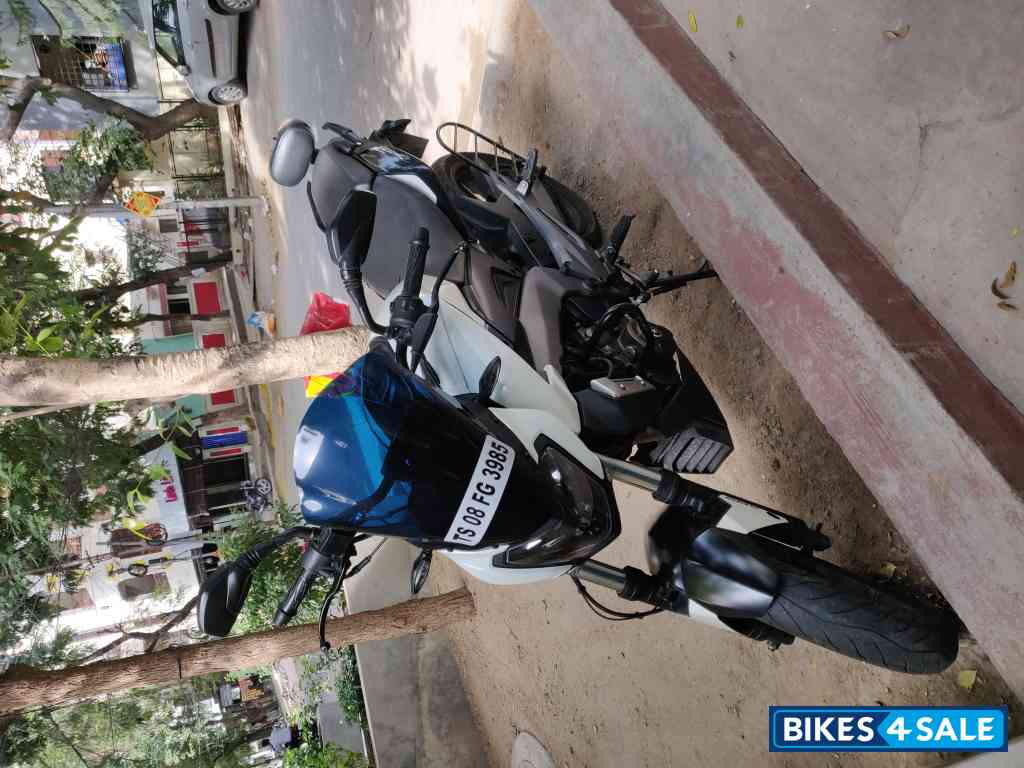 Bajaj Dominar 400 ABS BS6