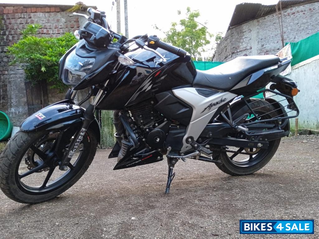 TVS Apache RTR 160 4V TVS Apache RTR 160 4V
