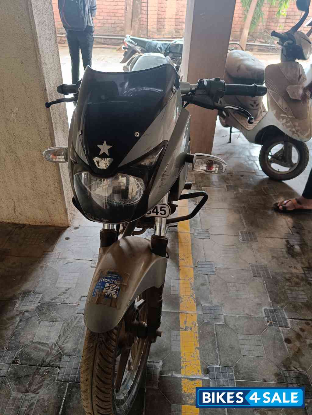 Bajaj Pulsar 180 DTSi
