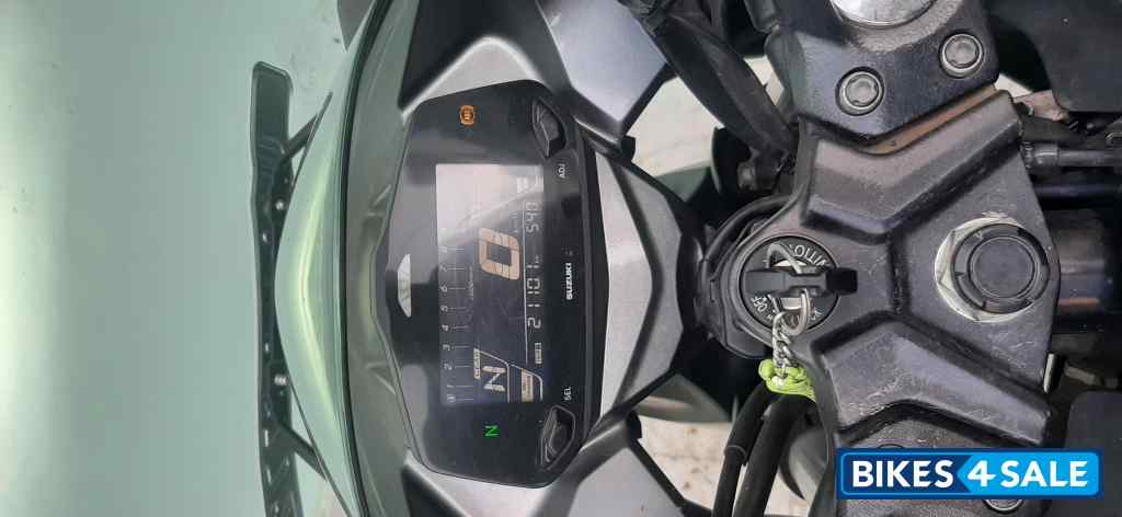 Black Suzuki Gixxer SF 250 Black Suzuki Gixxer SF 250