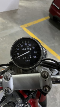 Bajaj Avenger 220 DTS-i