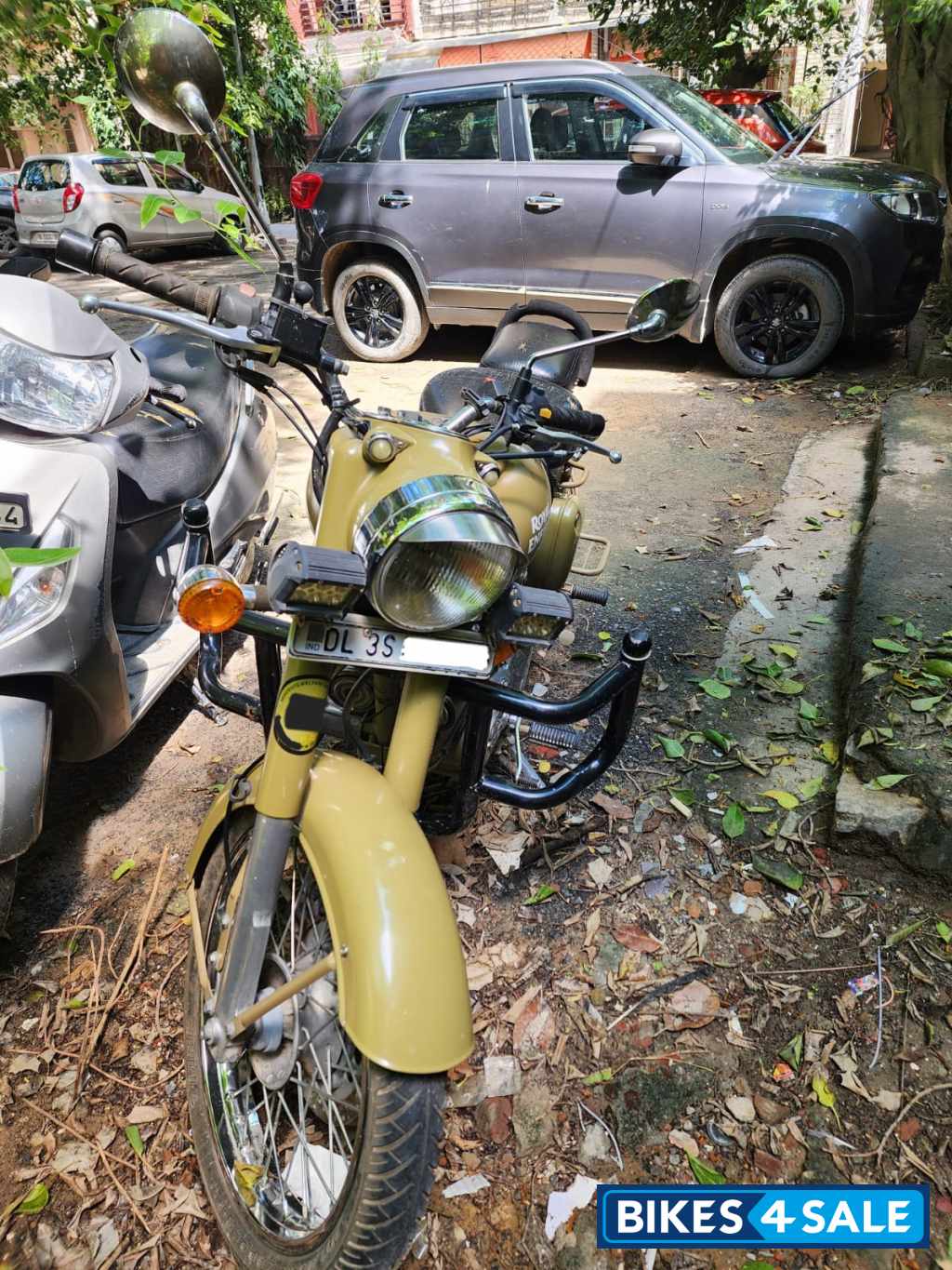 Desert Storme Brown Royal Enfield Classic Desert Storm