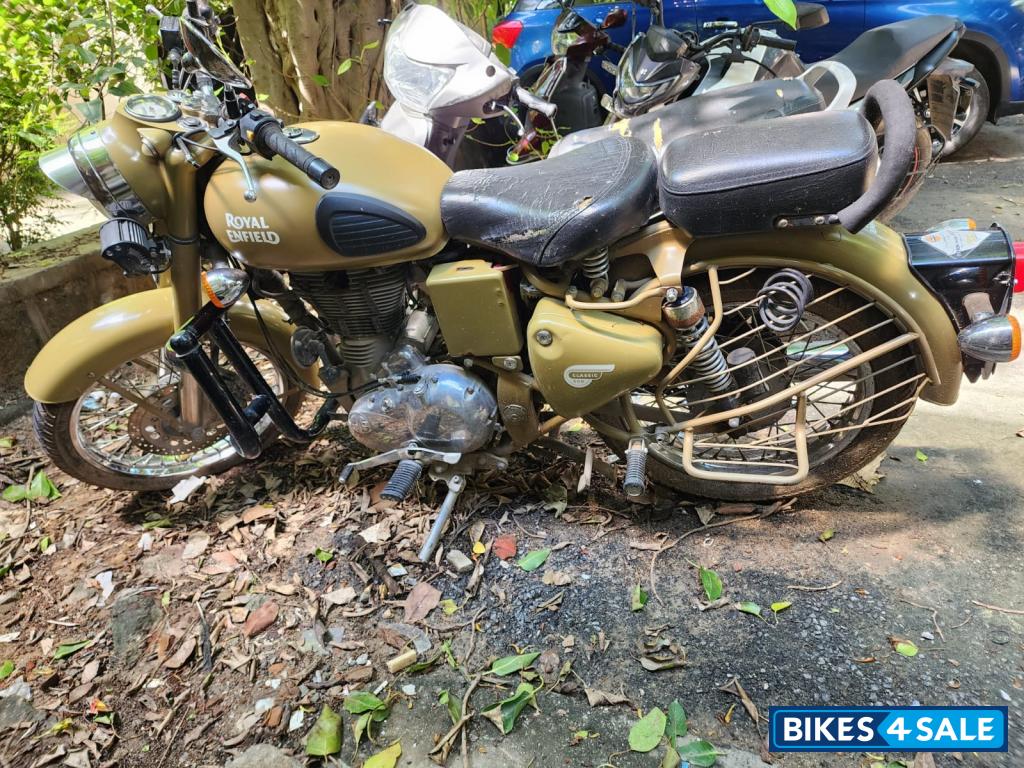 Desert Storme Brown Royal Enfield Classic Desert Storm
