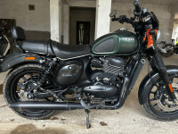 Hunter Green Yezdi Roadster Dark