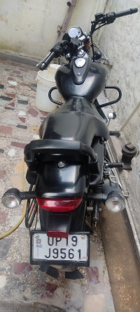 Mat Black Bajaj Avenger 180 DTS-i
