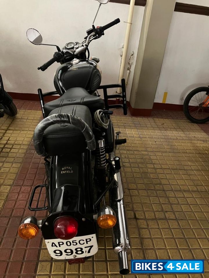 Royal Enfield Classic 350 Royal Enfield Classic 350