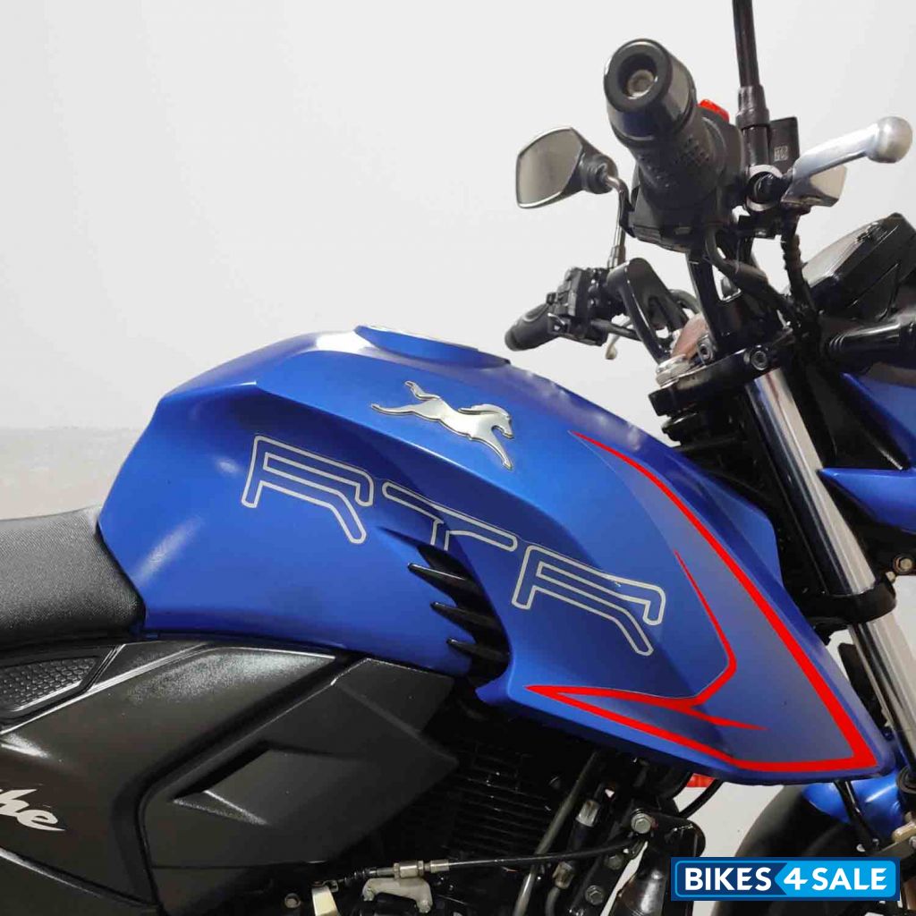 TVS Apache RTR 200 4V