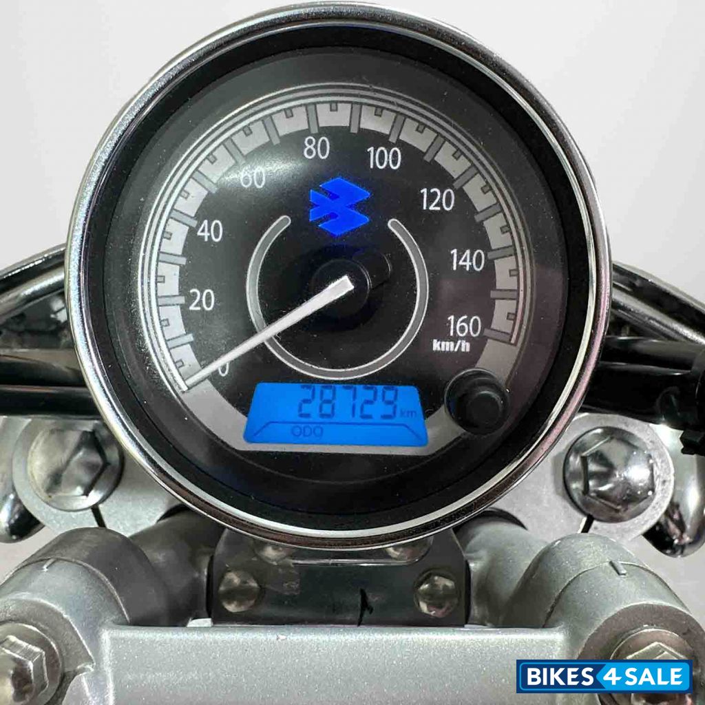 Bajaj Avenger Cruise 220