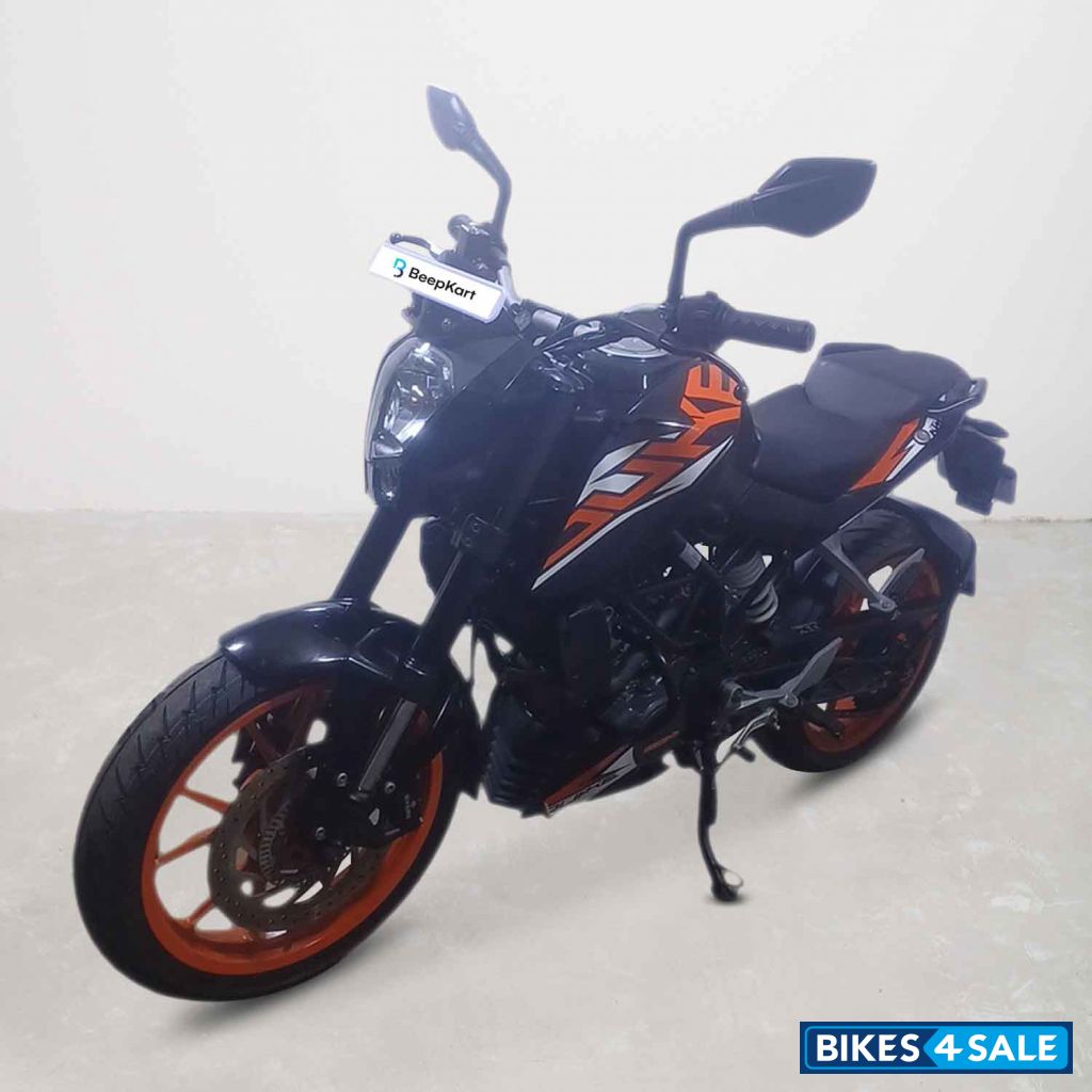 KTM Duke 125