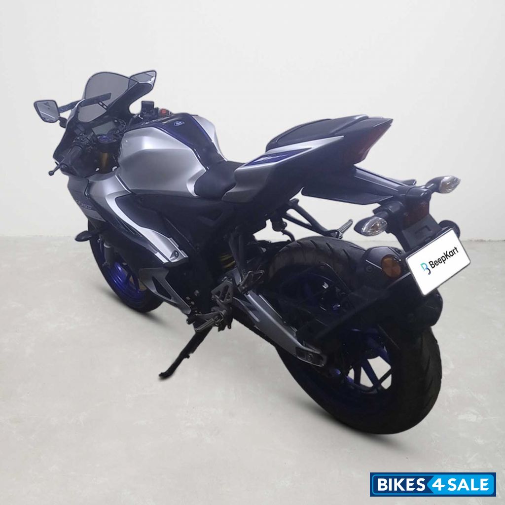 Yamaha YZF R15
