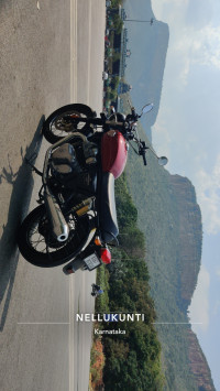 Canyon Red Royal Enfield Interceptor 650 Twin