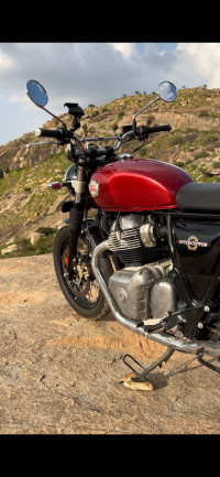 Canyon Red Royal Enfield Interceptor 650 Twin