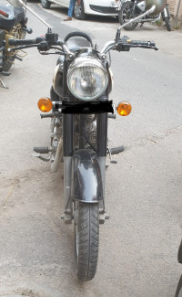 Black Royal Enfield Classic 350