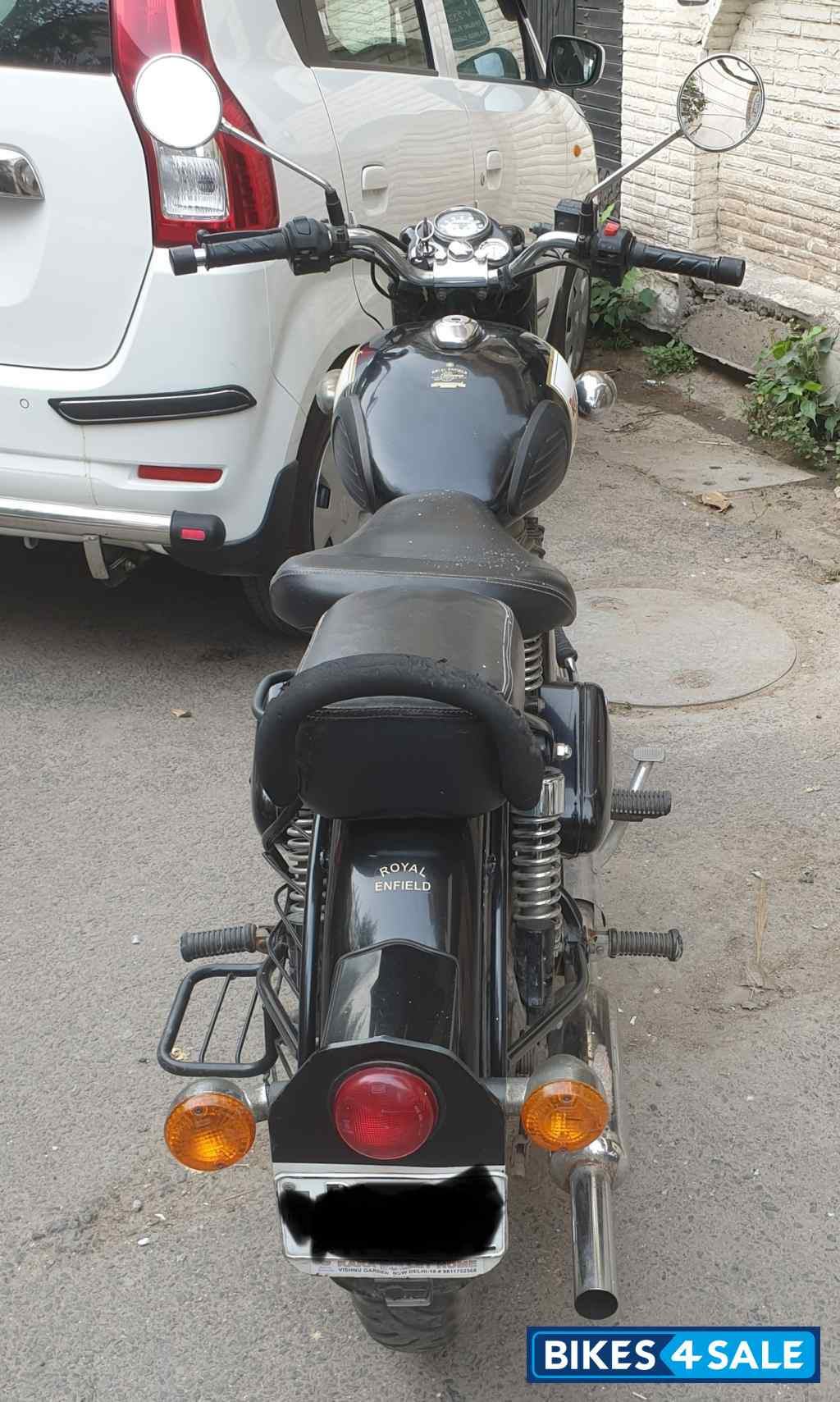 Black Royal Enfield Classic 350