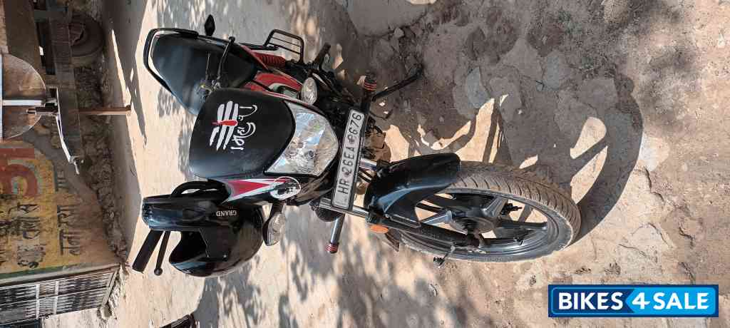 Black & Red Honda CD 110 Dream