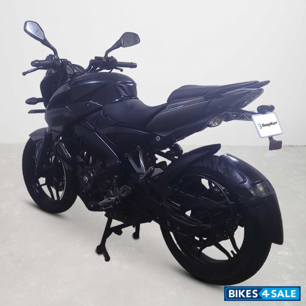 Bajaj Pulsar NS200